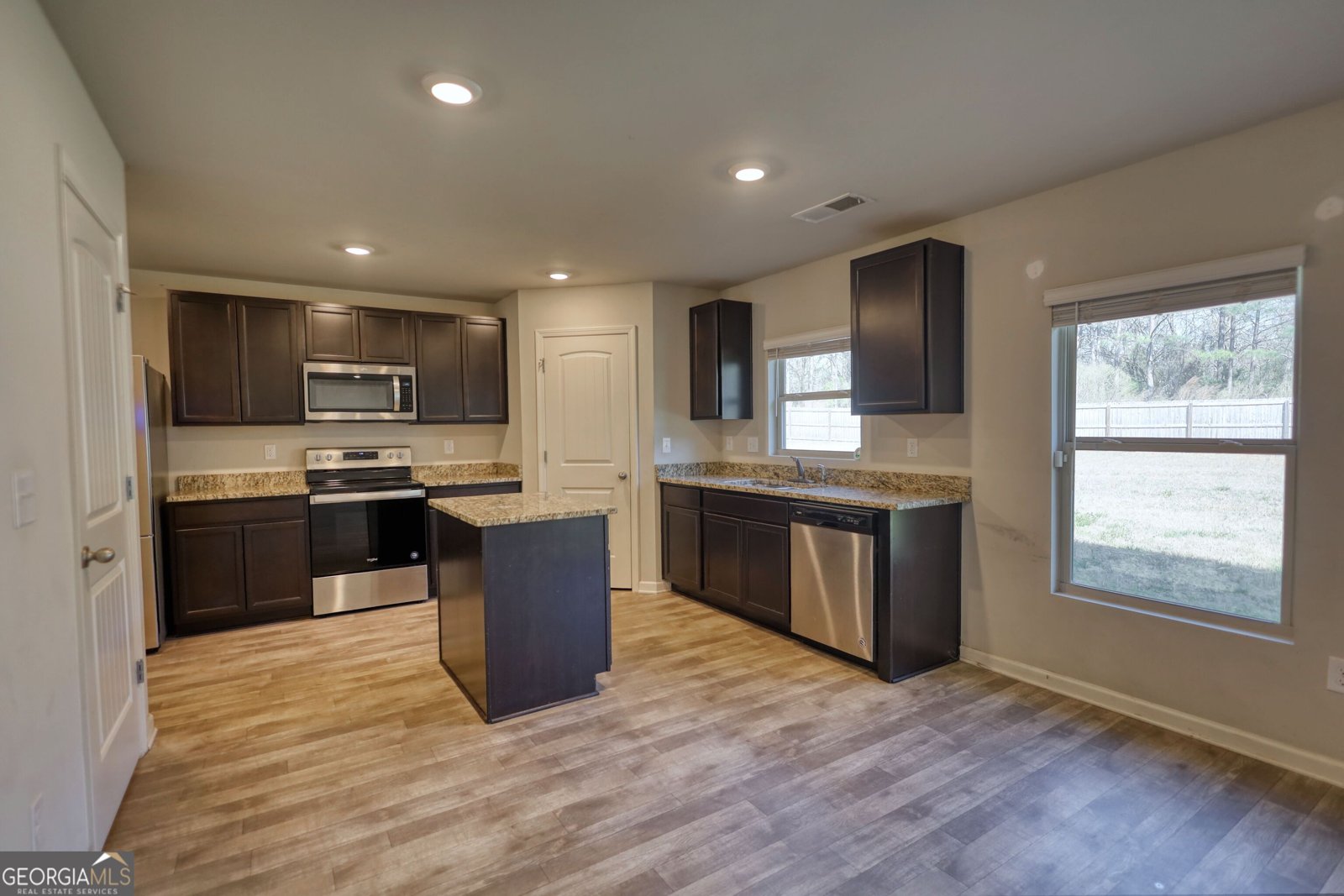 1295 Mills Cove Drive Covington - Photo 13