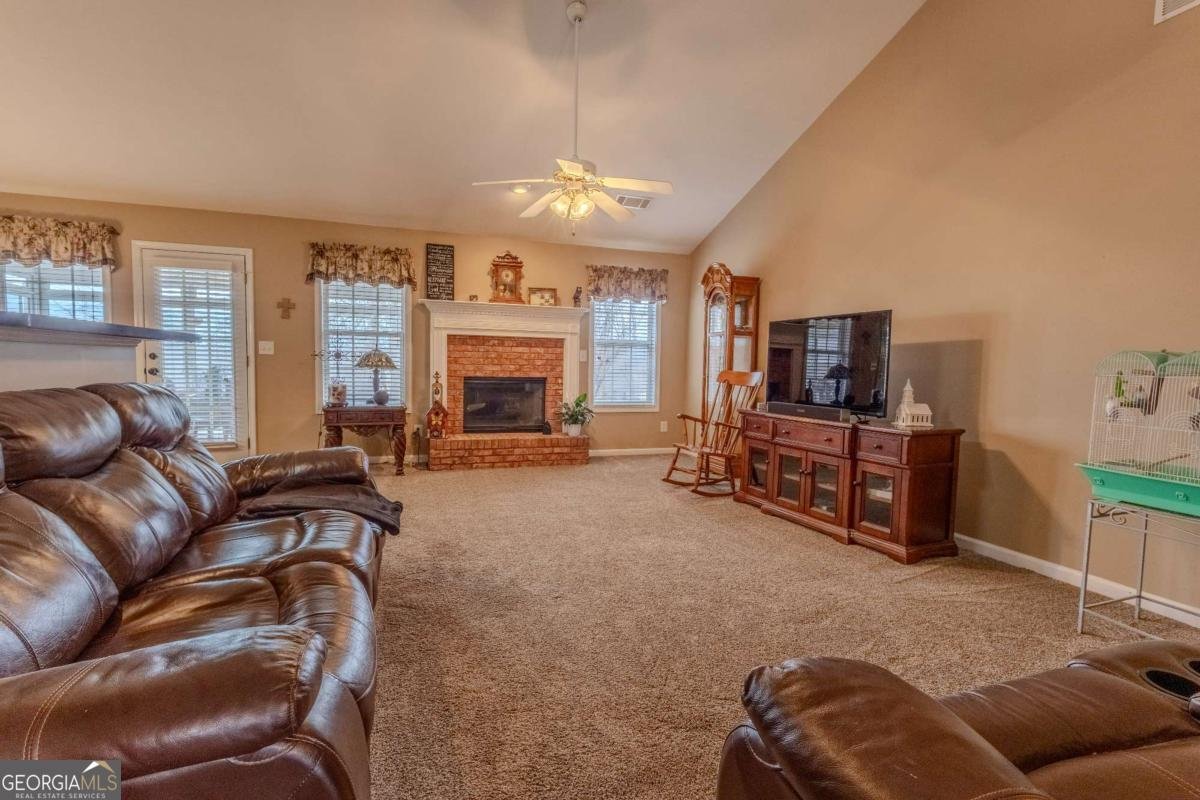 3385 Stoneleigh Run Drive Buford - Photo 13