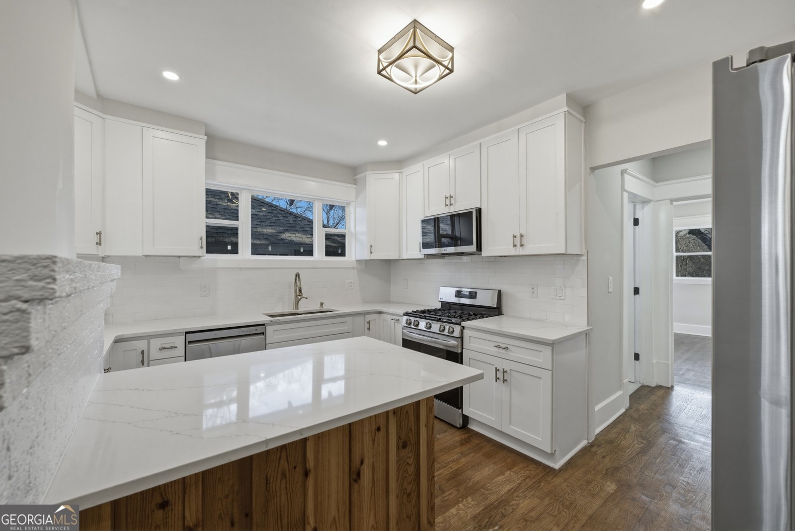 1460 Hartford Avenue Atlanta - Photo 12