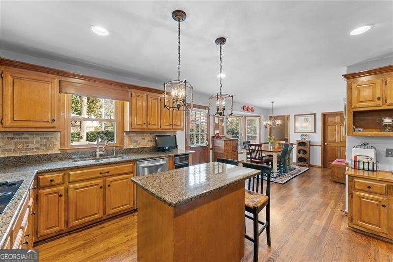 3989 Spalding Glen Drive Peachtree Corners - Photo 18