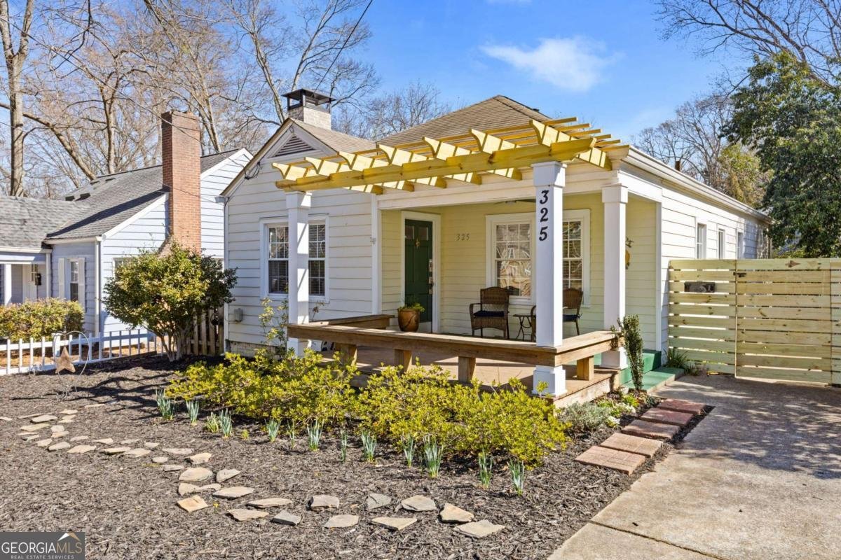 325 Clifton Road Atlanta - Photo 1