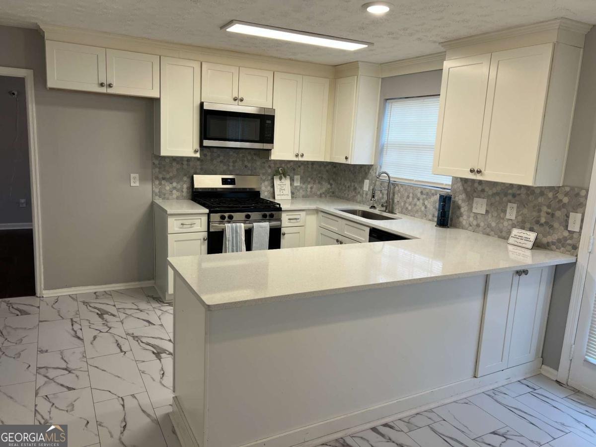 5202 Selene Drive Stone Mountain - Photo 14