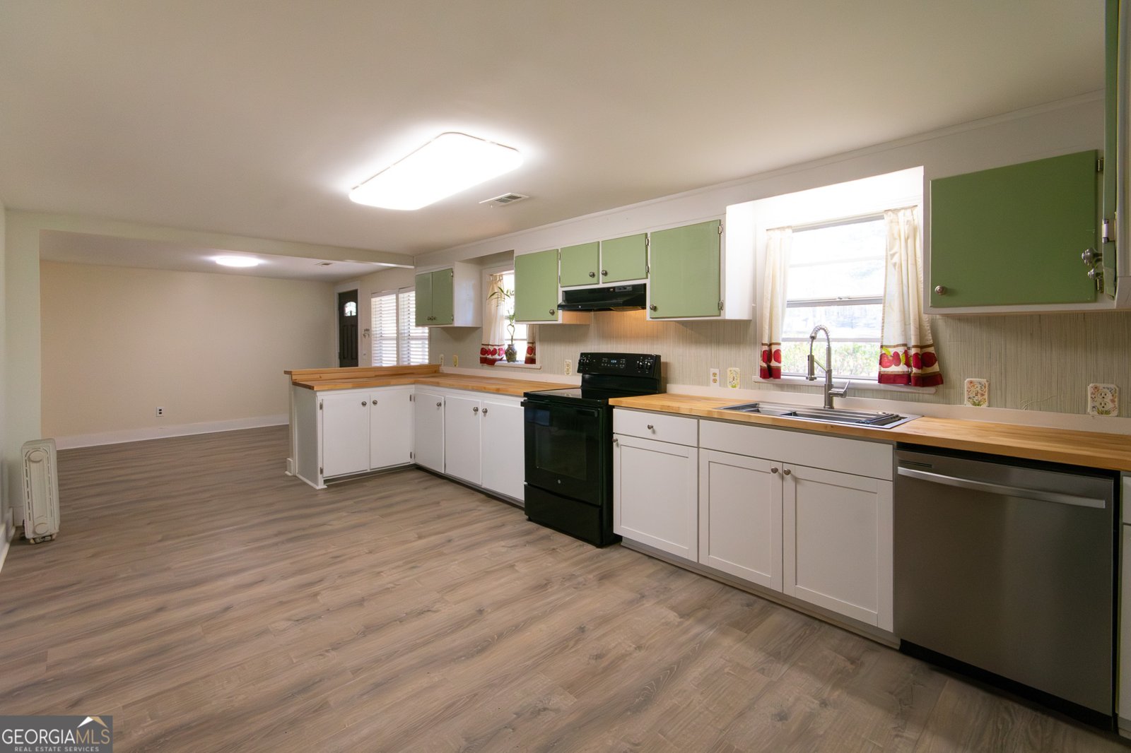 1194 J D Walton Road Newnan - Photo 6