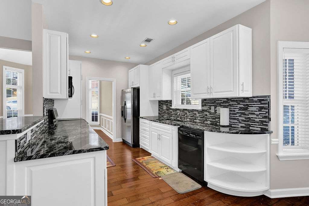 200 Blue Spruce Circle Alpharetta - Photo 8