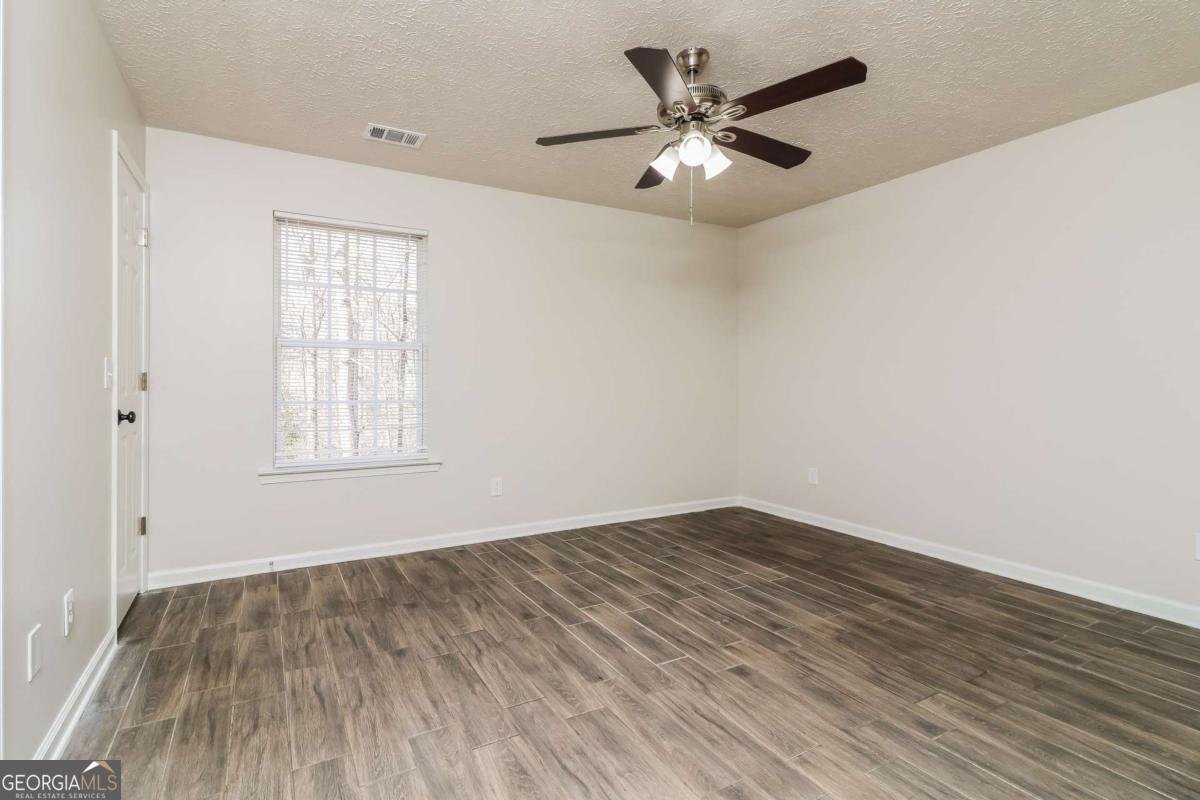 6793 Creeks Edge Court Flowery Branch - Photo 12