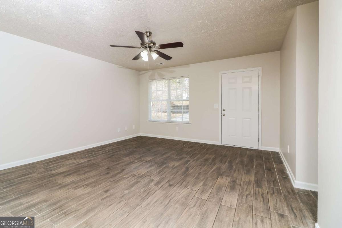 6793 Creeks Edge Court Flowery Branch - Photo 6