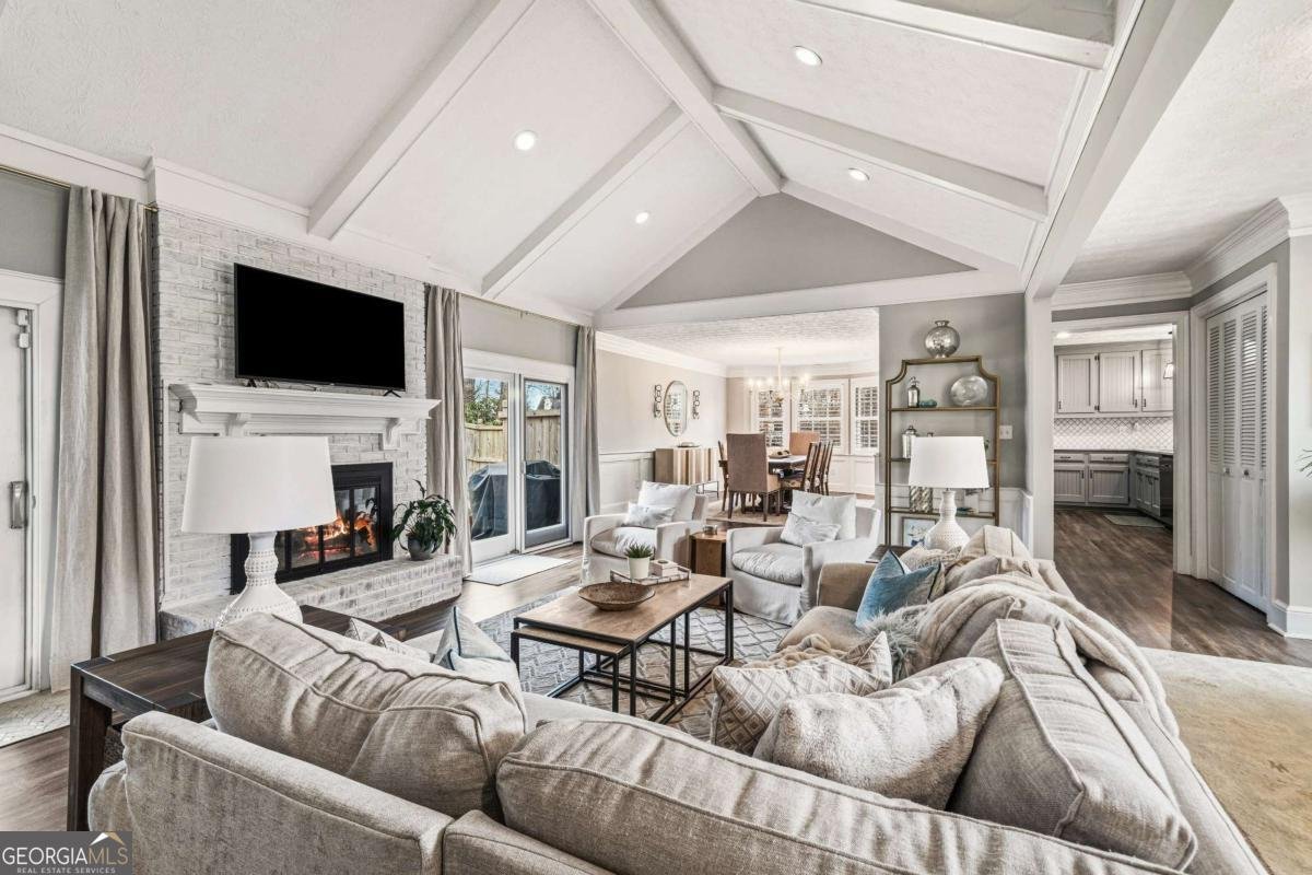 5375 Fox Hill Drive Peachtree Corners - Photo 8