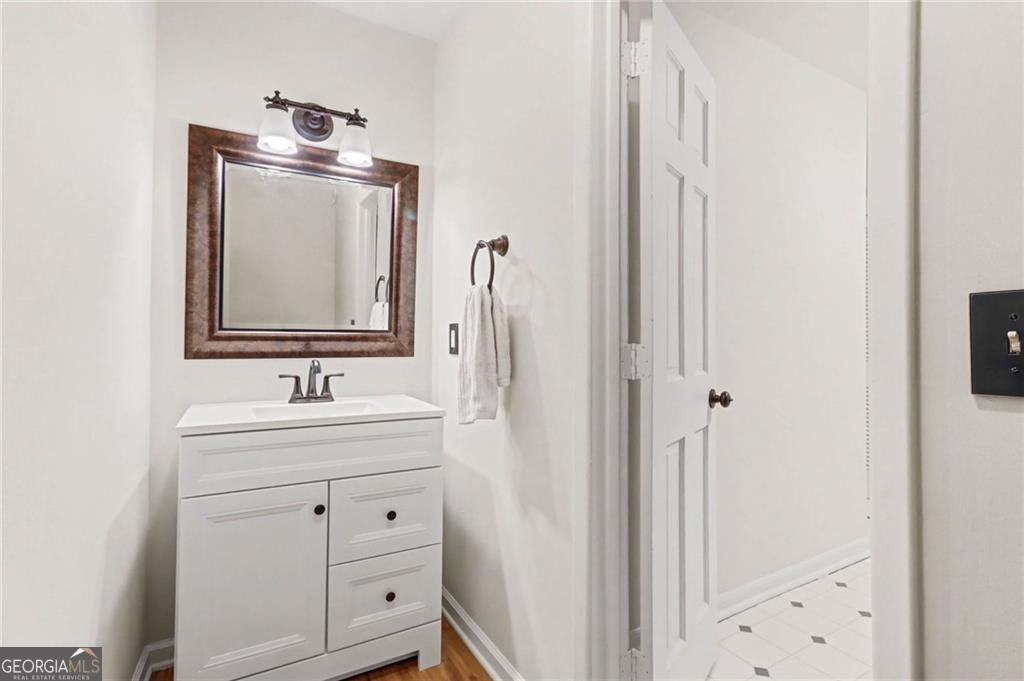 9310 Martins Lake Drive Roswell - Photo 15