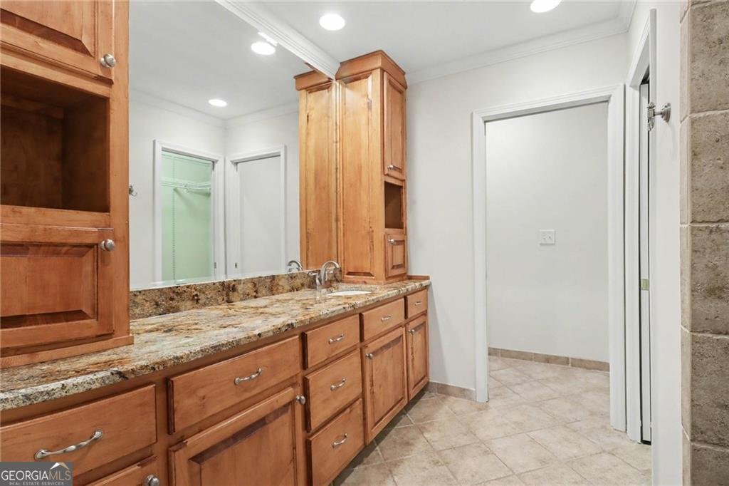 9310 Martins Lake Drive Roswell - Photo 24