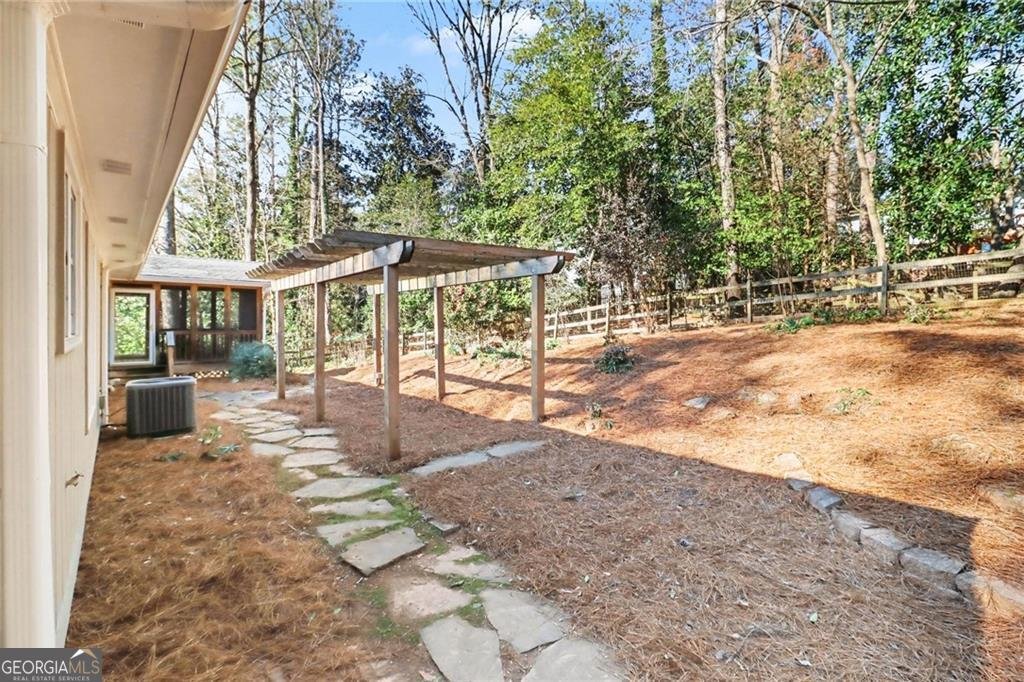 9310 Martins Lake Drive Roswell - Photo 36