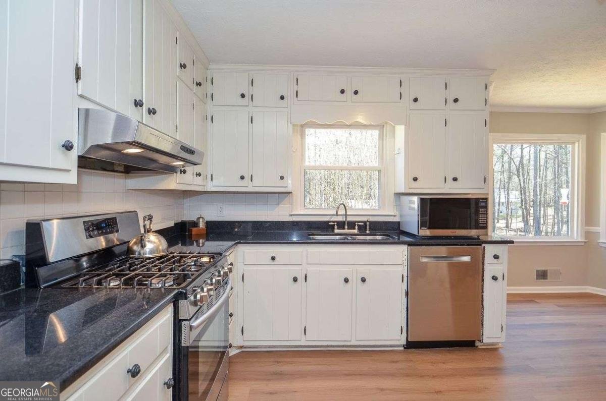 5448 Aucilla Creek Lane Stone Mountain - Photo 12