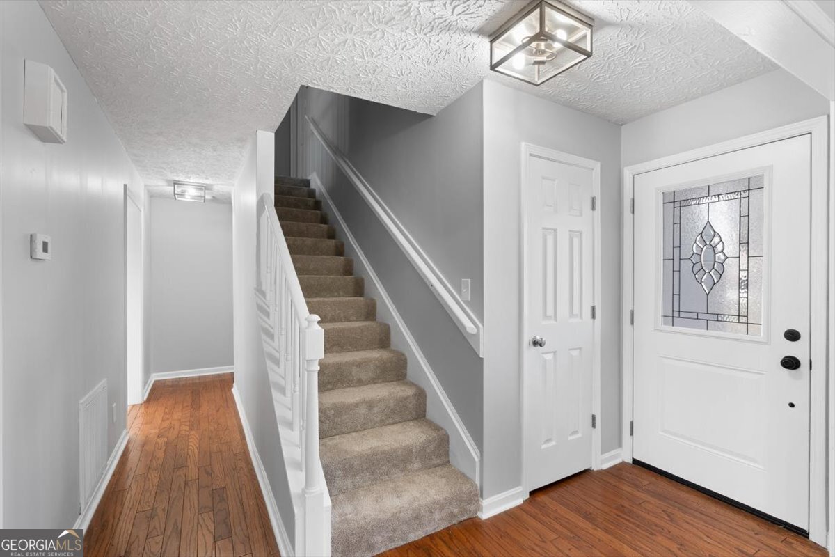 11 Ridgeview Drive Silver Creek - Photo 8