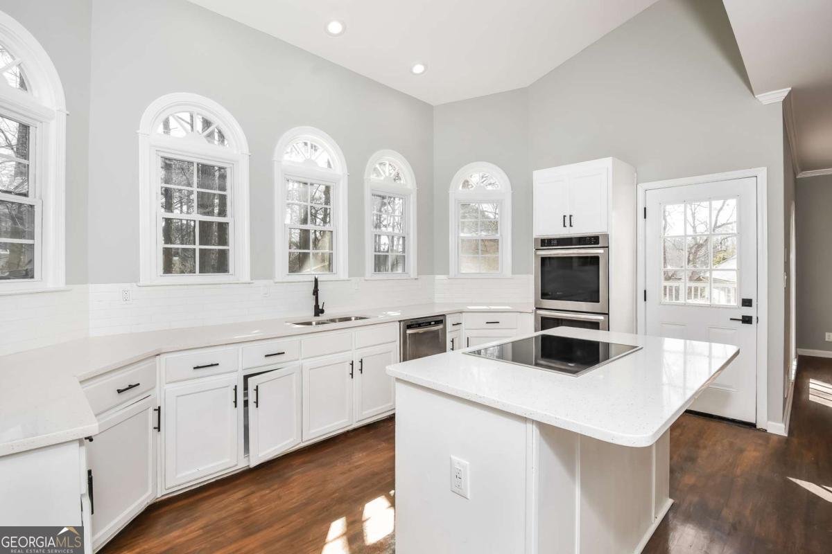 730 Redlion Run Johns Creek - Photo 10