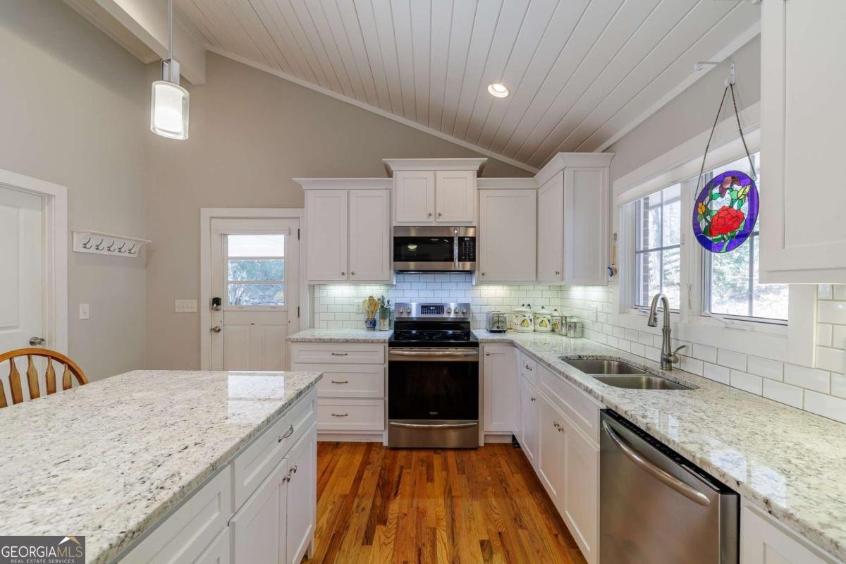 210 Pine Valley Drive Athens - Photo 14