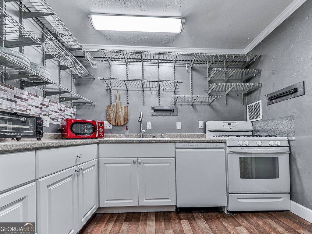 2425 Lawrenceville Highway Decatur - Photo 10