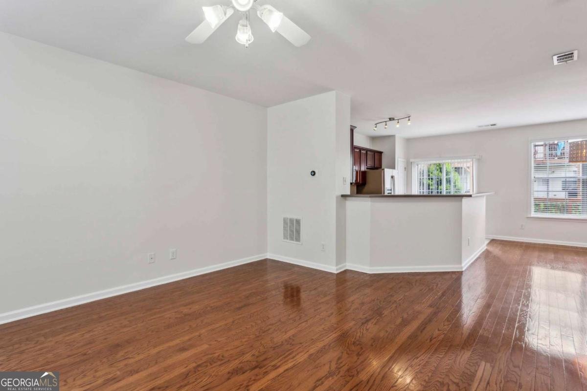 3537 Chattahoochee Summit Lane Atlanta - Photo 8