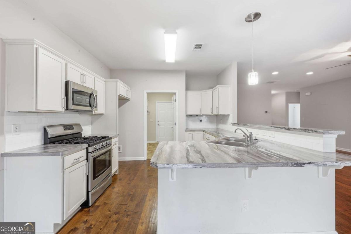 166 Senior Circle Gainesville - Photo 13