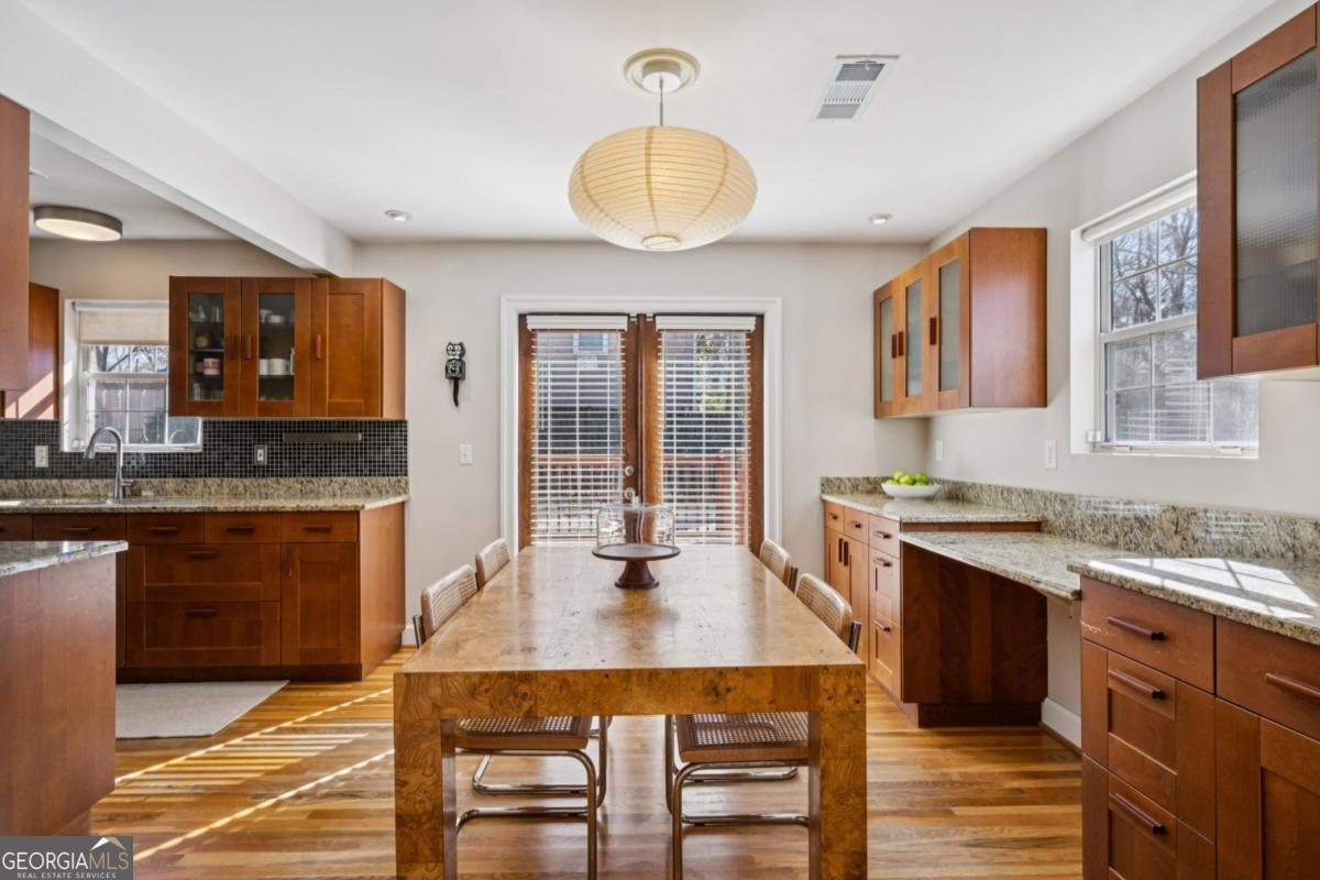 1736 Oakview Road Decatur - Photo 12