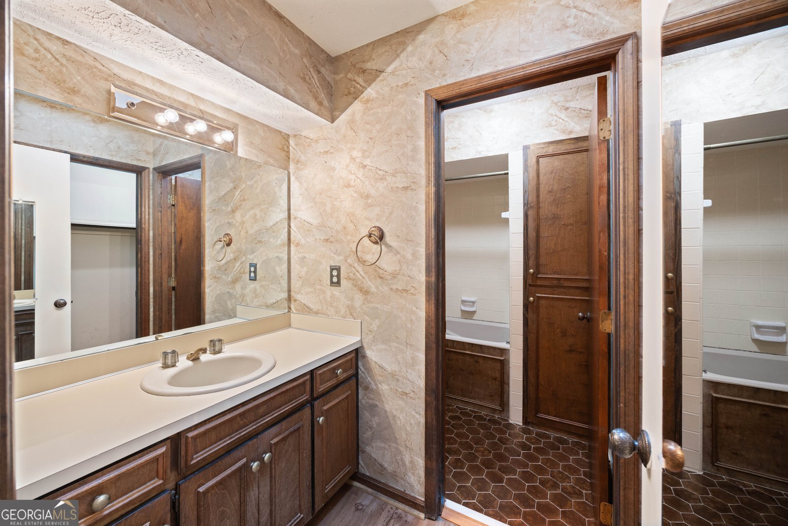 1801 Biggers Road Columbus - Photo 25