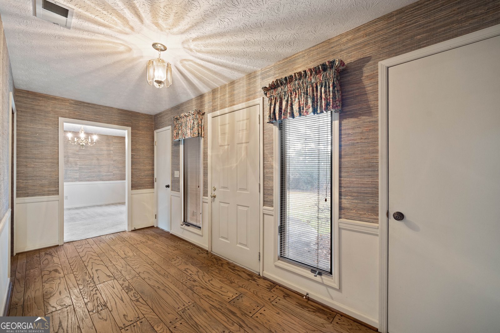 1801 Biggers Road Columbus - Photo 8