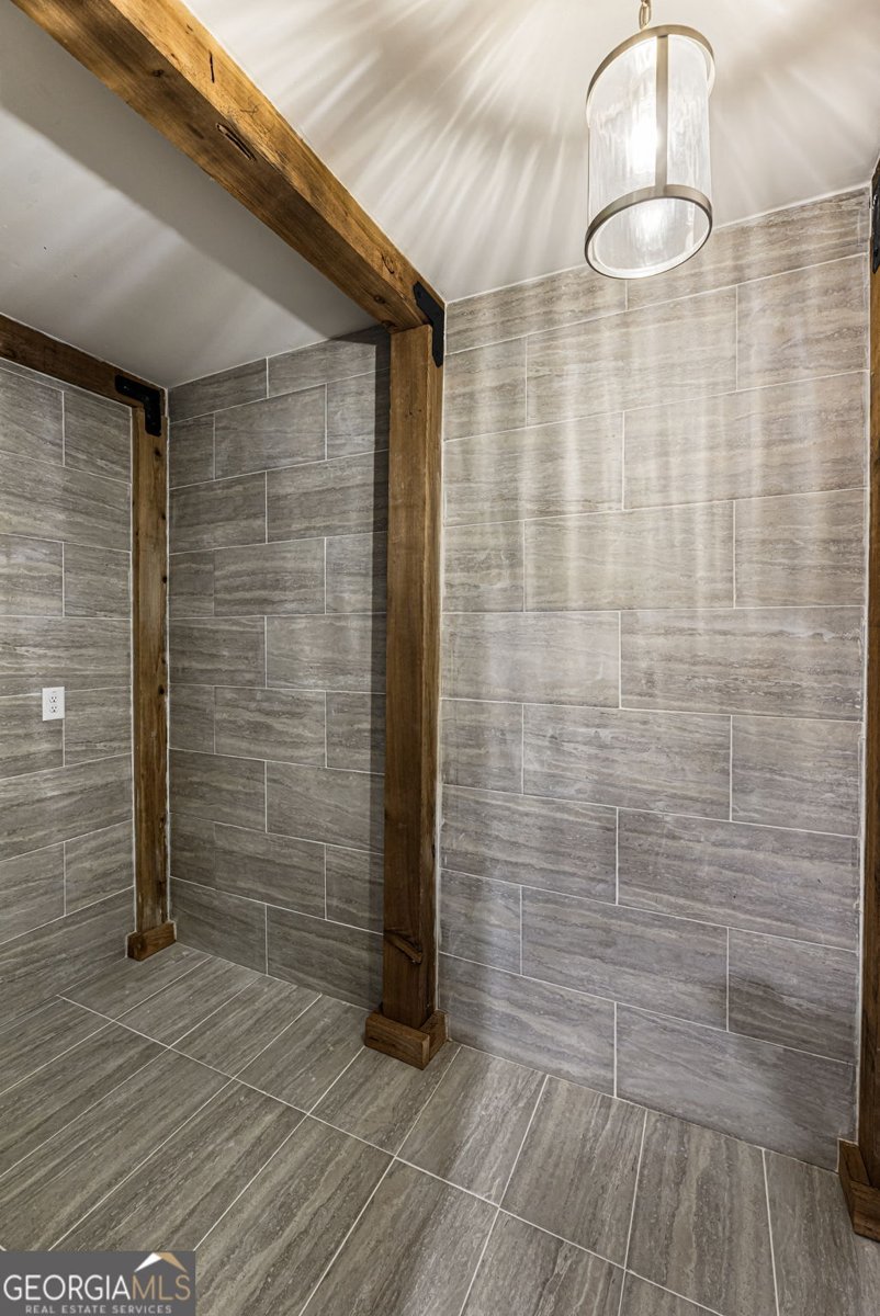 215 Six Hills Lane Milton - Photo 75