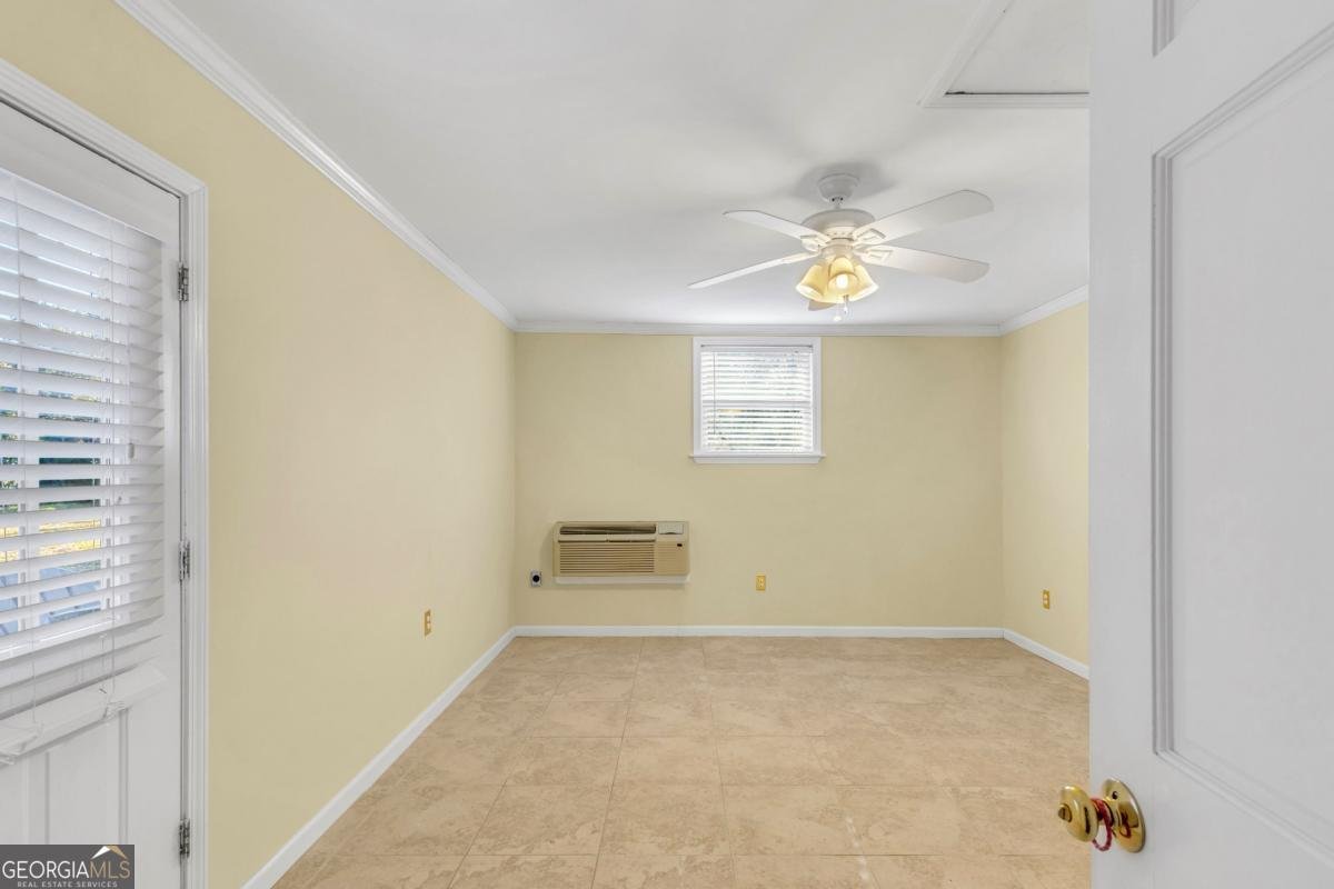 311 Pickwick Road Savannah - Photo 18