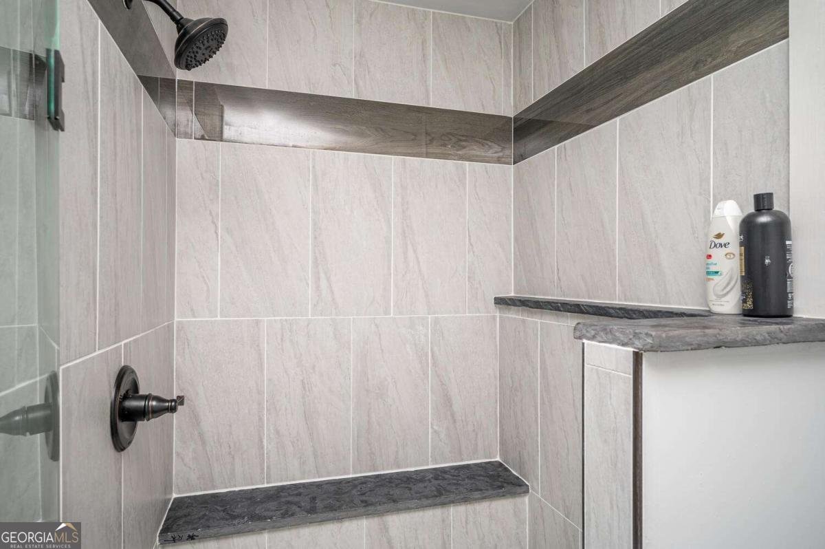 177 Silver Springs Circle Atlanta - Photo 6