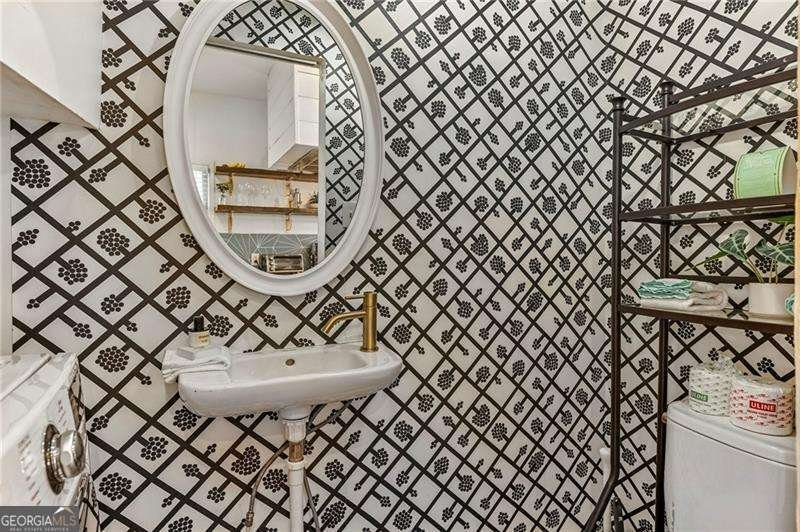 196 Reinhardt Street Atlanta - Photo 6