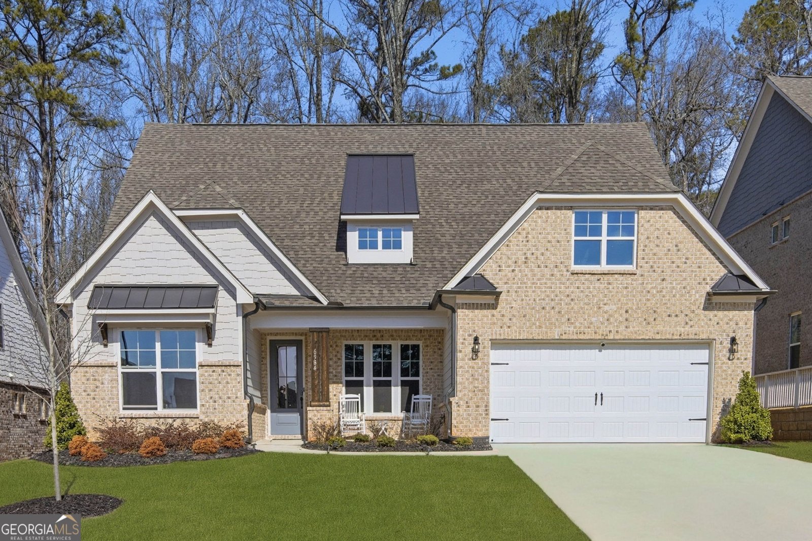 6984 Manchester Drive Flowery Branch - Photo 1