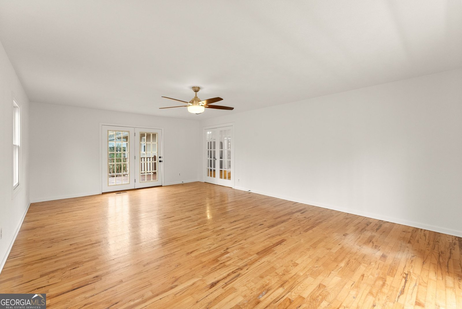 146 Pine Street Cleveland - Photo 11