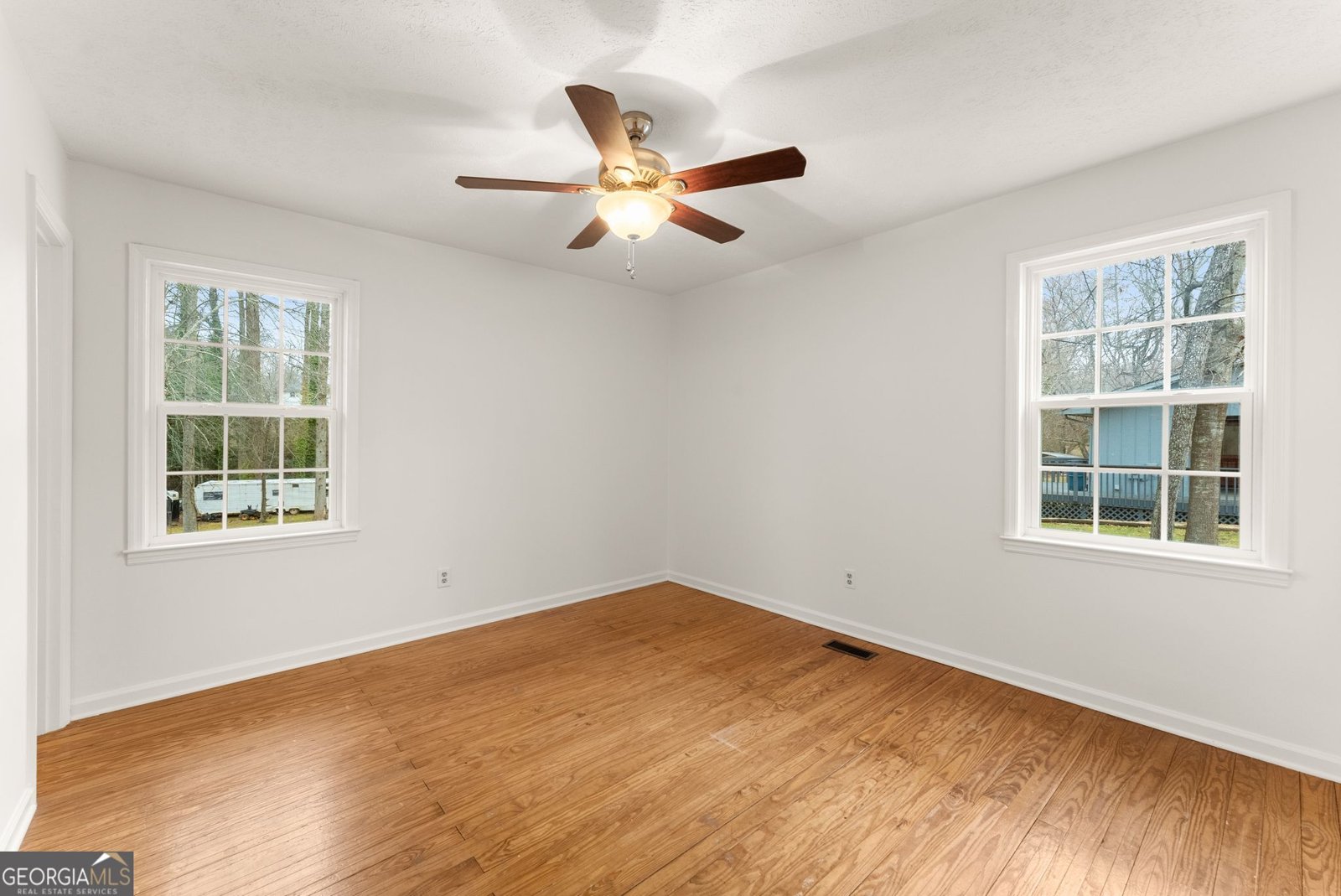 146 Pine Street Cleveland - Photo 18