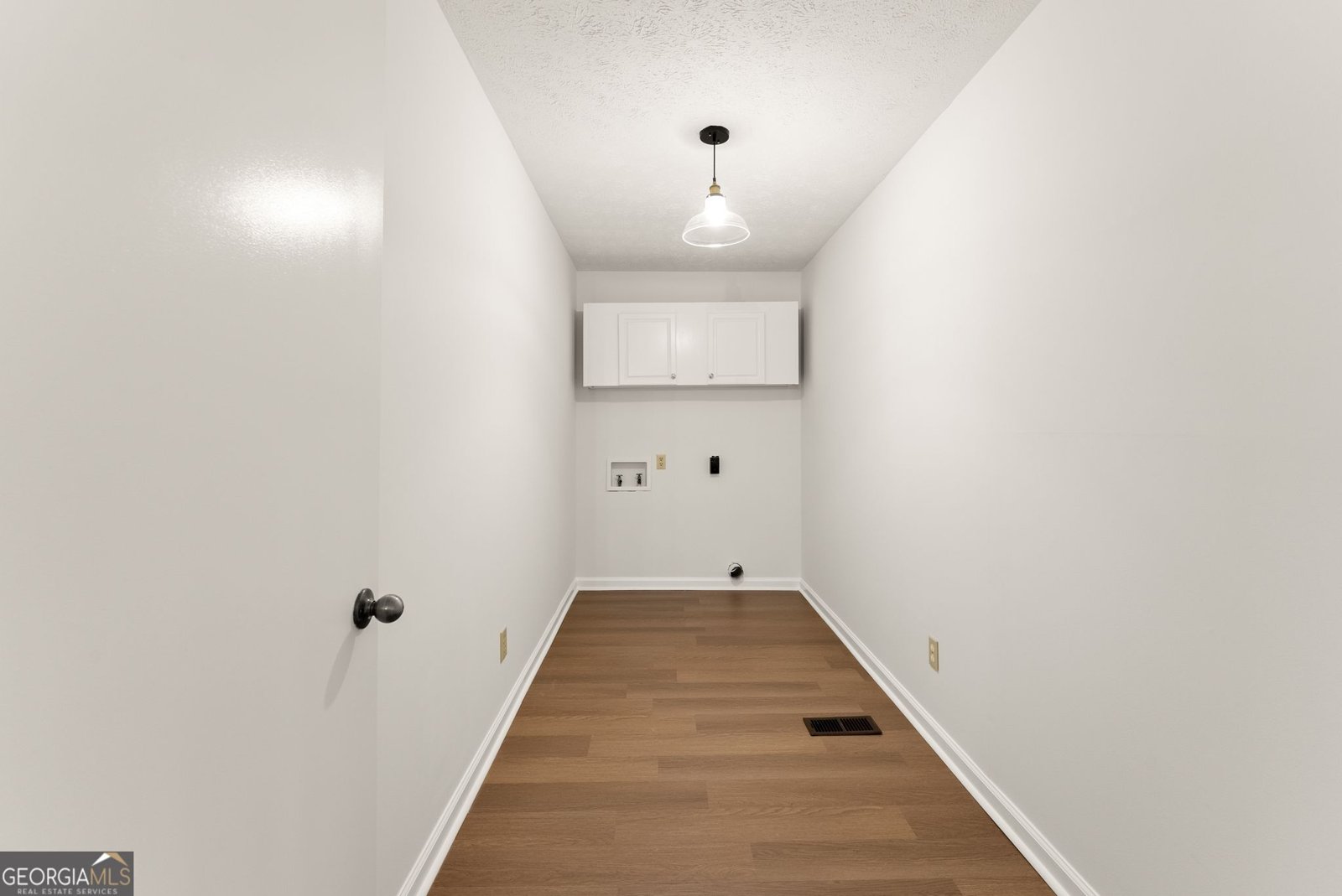 146 Pine Street Cleveland - Photo 9