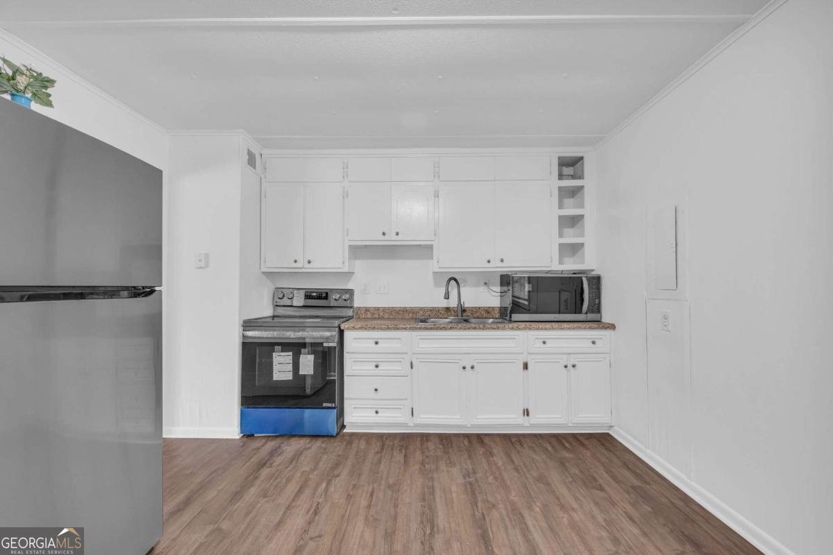 303 Martin Circle Athens - Photo 9