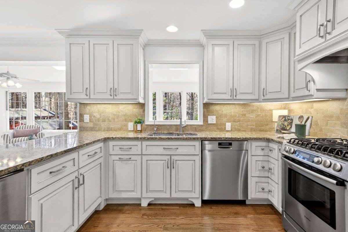 350 Spindle Court Sandy Springs - Photo 12