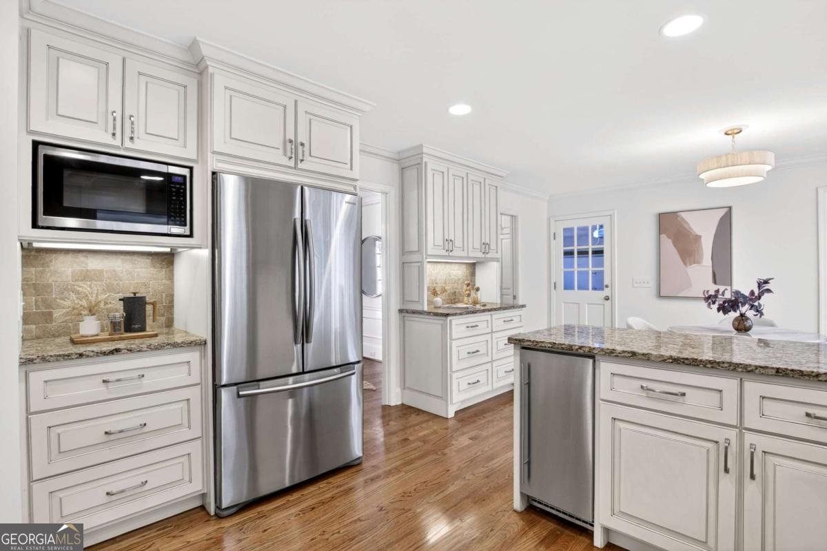 350 Spindle Court Sandy Springs - Photo 14