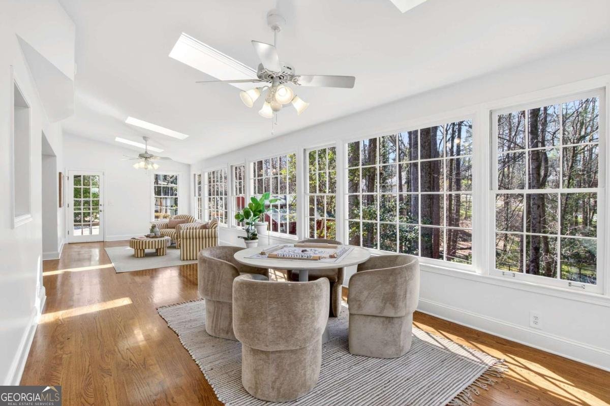 350 Spindle Court Sandy Springs - Photo 19