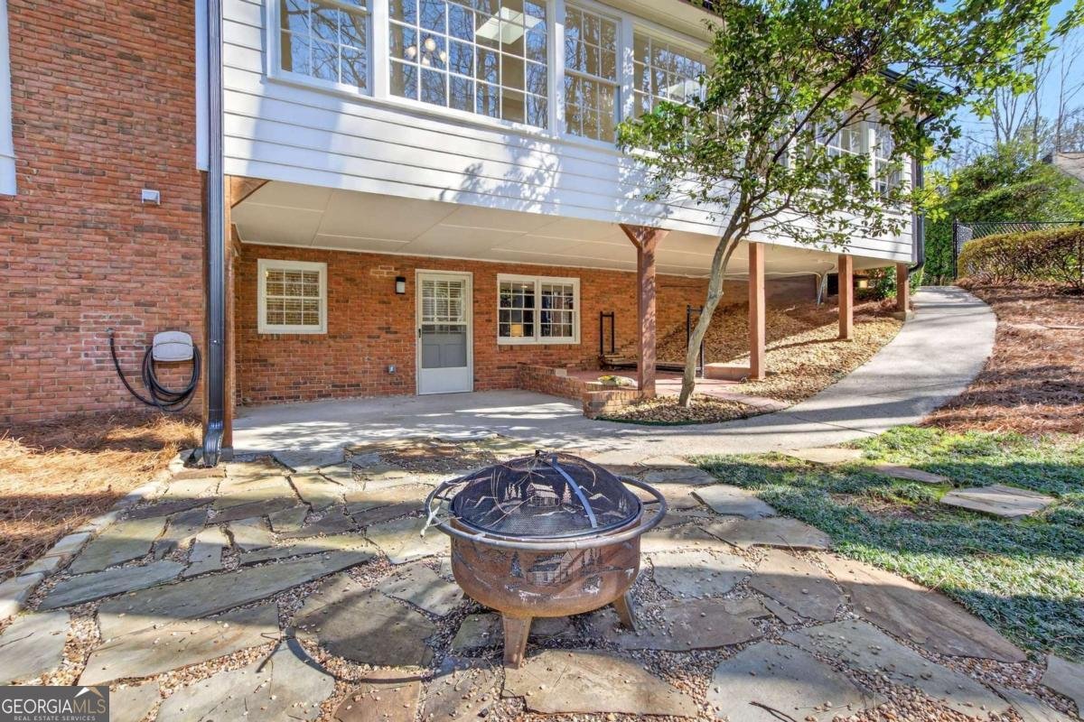 350 Spindle Court Sandy Springs - Photo 43