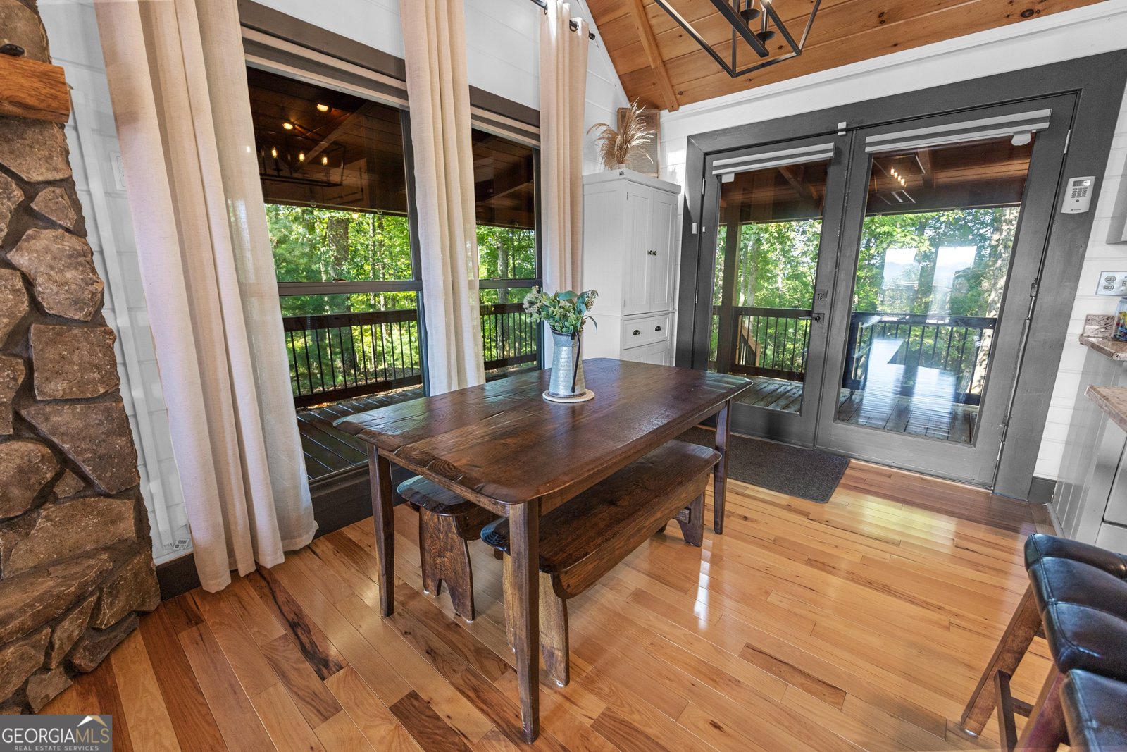 832 Scenic Mountain View Road Blue Ridge - Photo 11