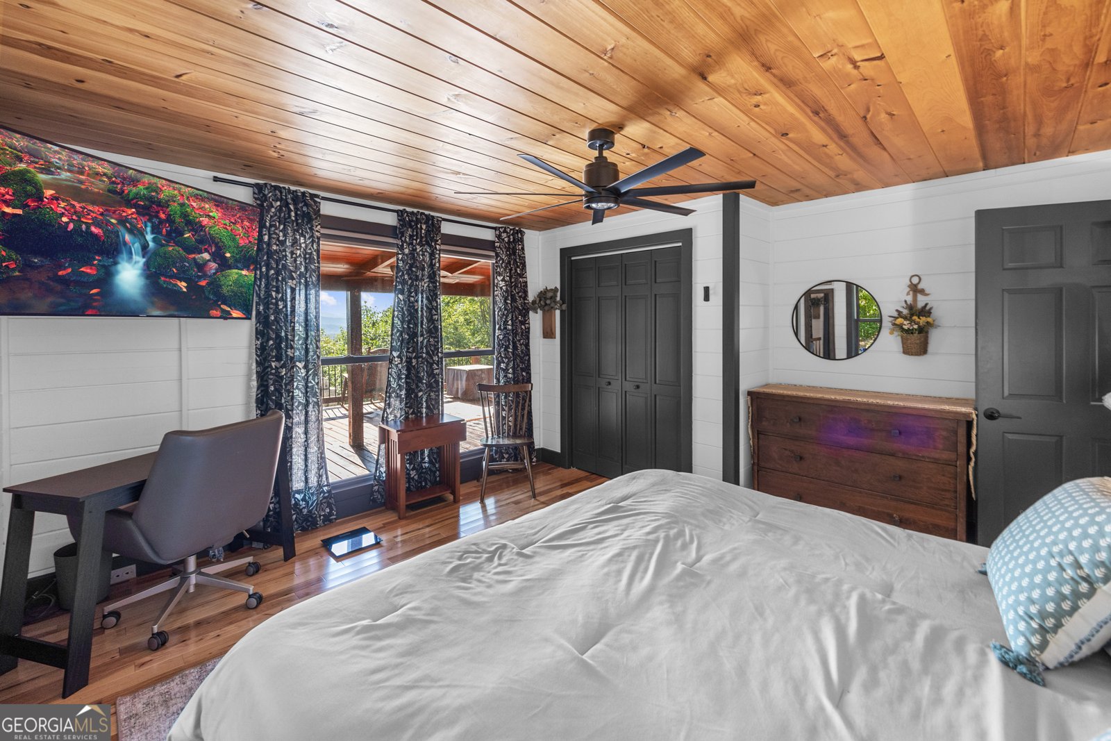 832 Scenic Mountain View Road Blue Ridge - Photo 16