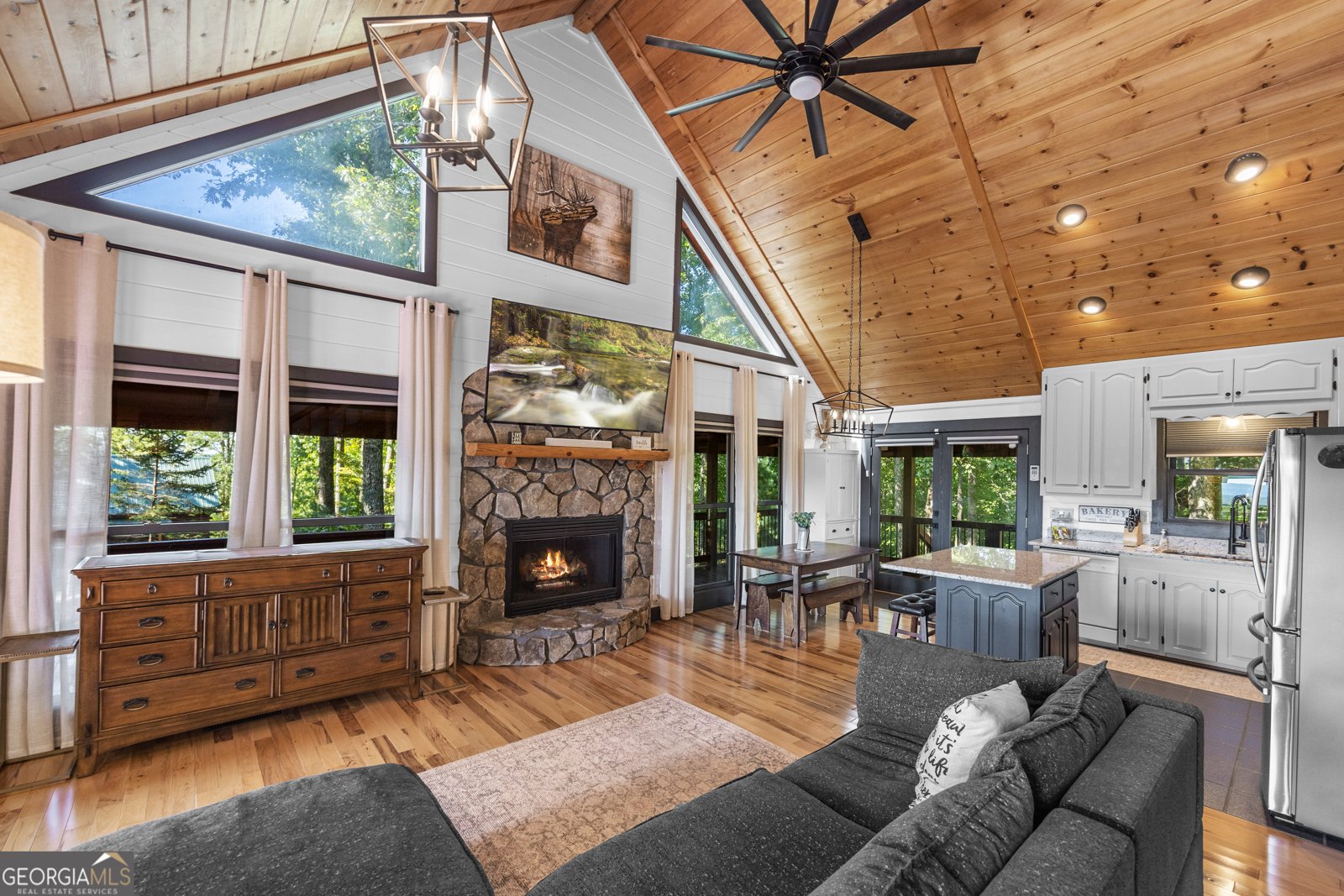 832 Scenic Mountain View Road Blue Ridge - Photo 7