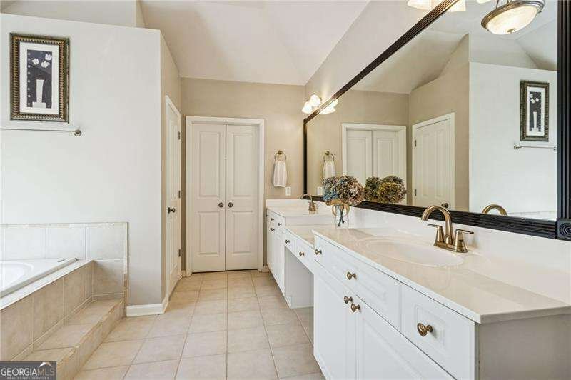 6072 Grand Loop Road Sugar Hill - Photo 35