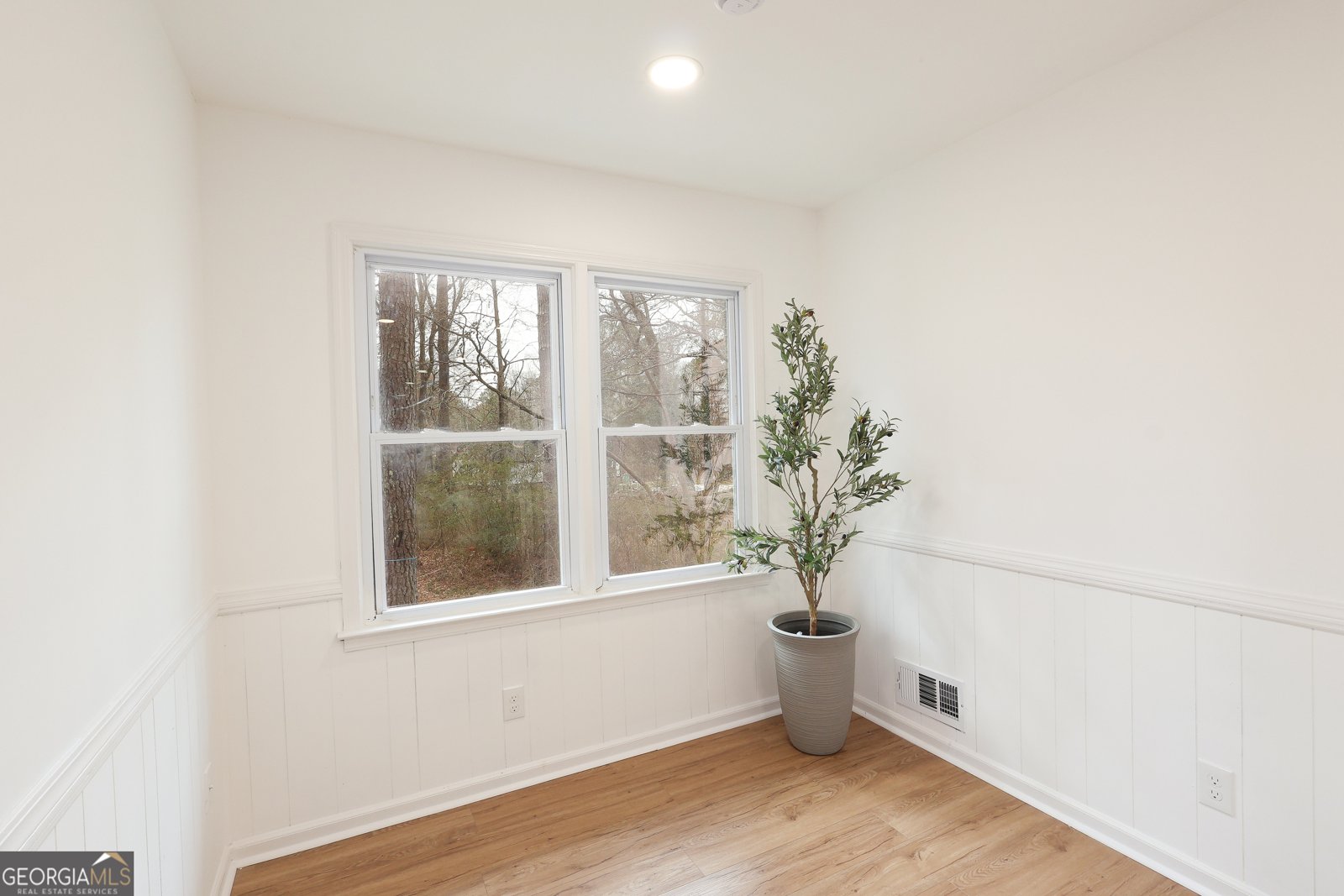 2051 Forest Drive Fayetteville - Photo 10