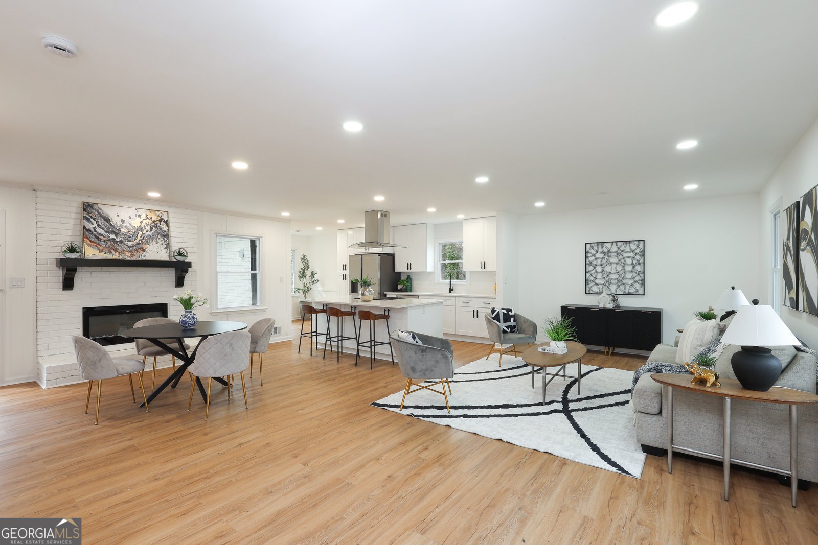 2051 Forest Drive Fayetteville - Photo 6