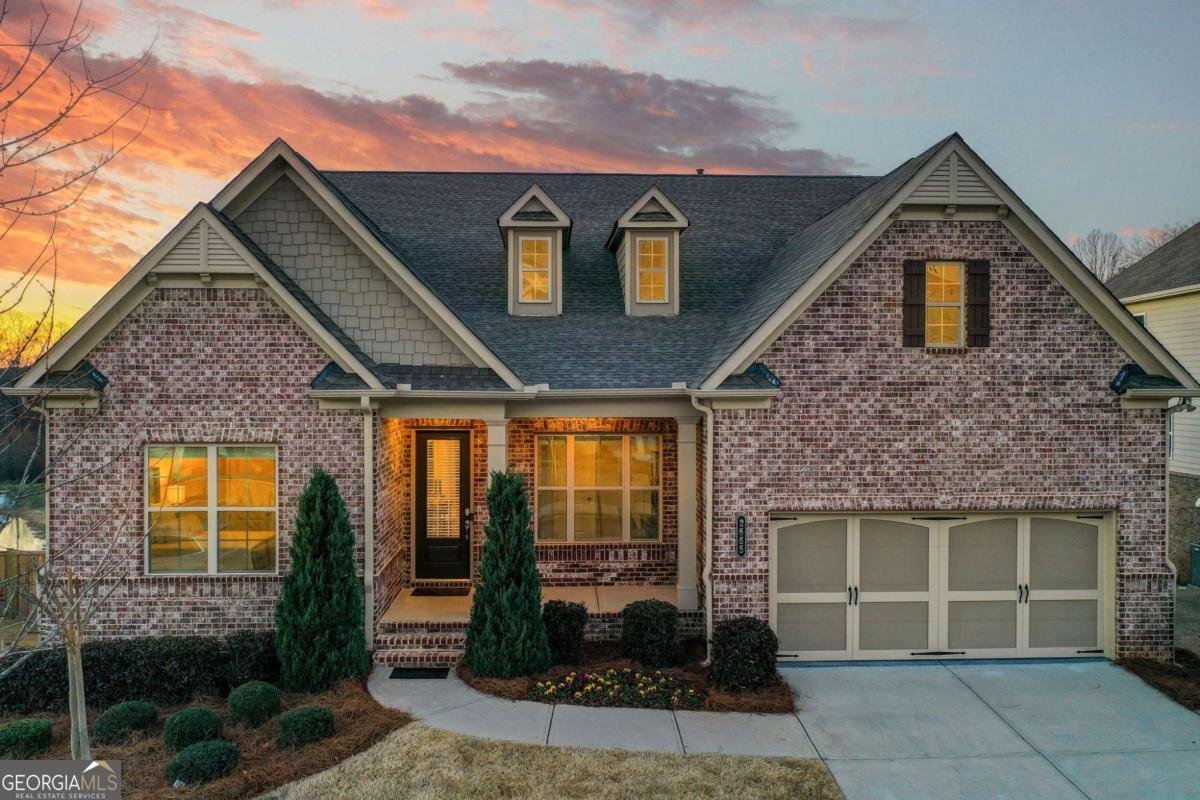 2665 Crowbrook Way Cumming - Photo 1