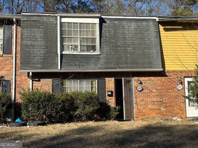 1939 Whitehall Forest Ct Atlanta - Photo 1