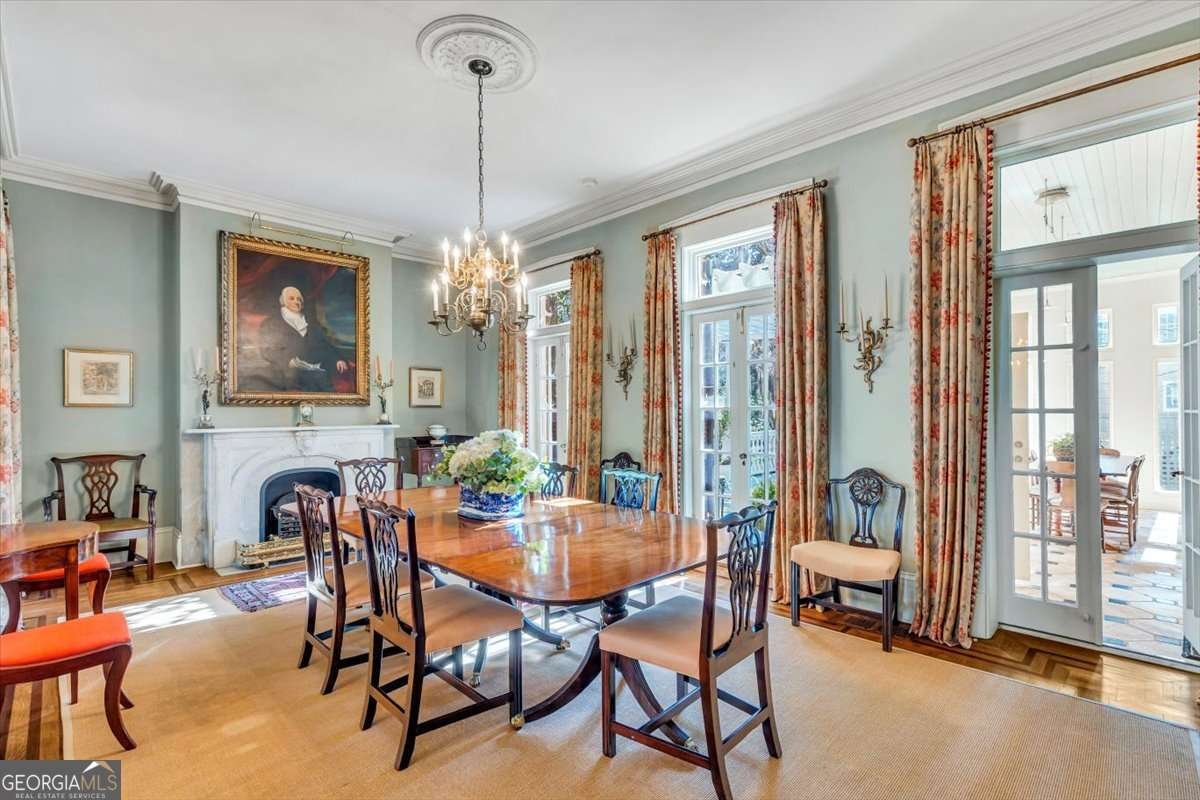 211 Charlton Street Savannah - Photo 12