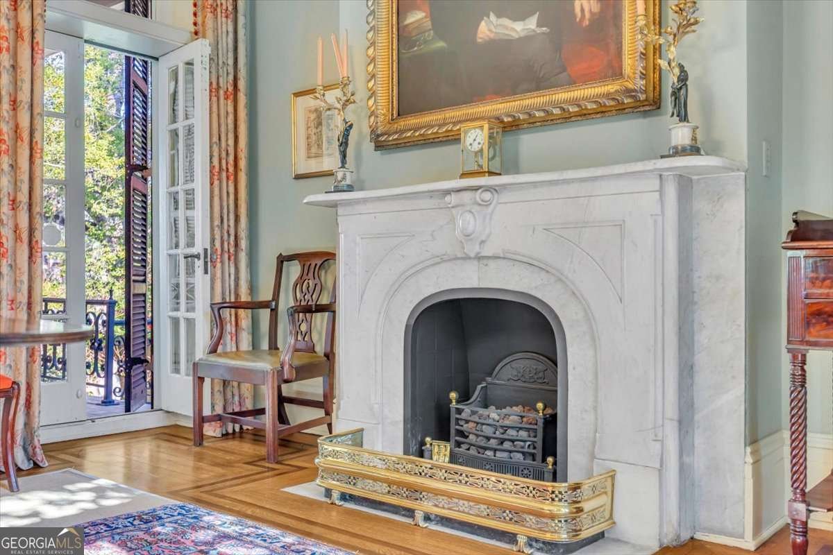 211 Charlton Street Savannah - Photo 14