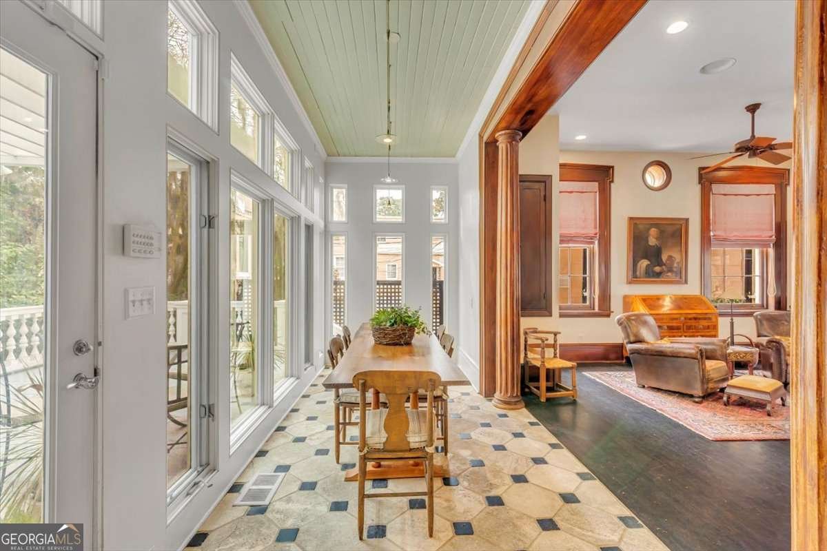 211 Charlton Street Savannah - Photo 21