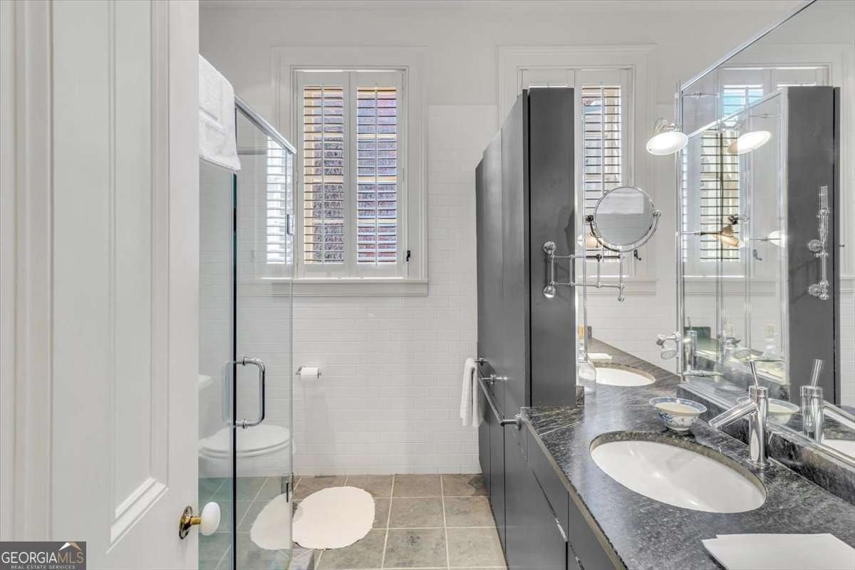 211 Charlton Street Savannah - Photo 28