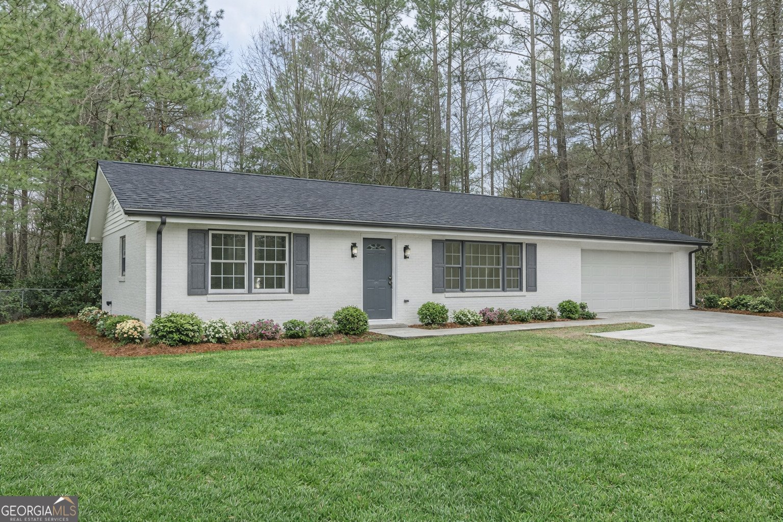 7498 Helms Court Jonesboro - Photo 1